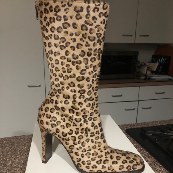 Boots - Picture 2 of 3